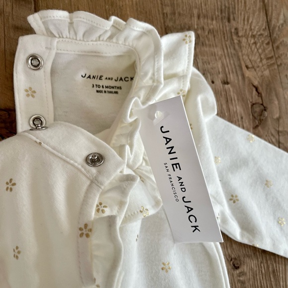 NWT: Janie and Jack - Ruffle Collar One-Piece w/Footies - Picture 3 of 9